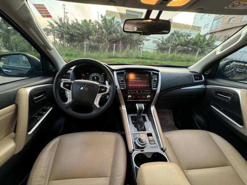 MITSUBISHI - PAJERO SPORT - 2021/2022 - Branca - R$ 289.990,00