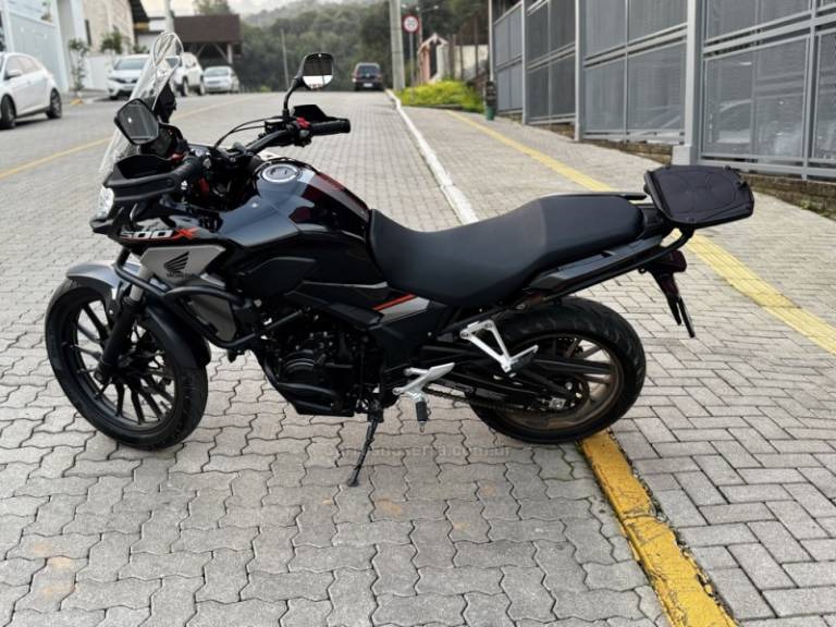 HONDA - CB 500 - 2021/2021 - Preta - R$ 44.990,00