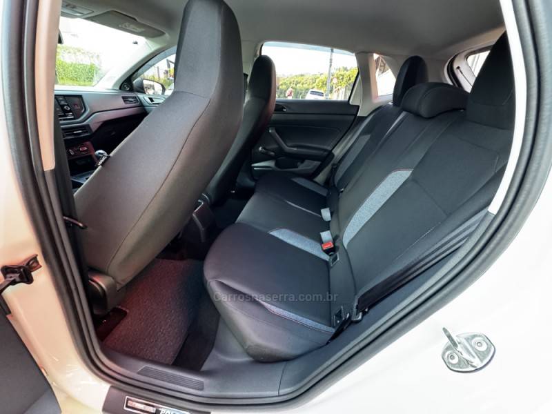 VOLKSWAGEN - POLO - 2023/2023 - Branca - R$ 74.990,00