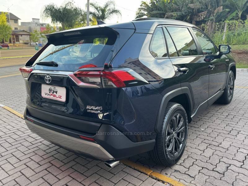 TOYOTA - RAV4 - 2022/2022 - Azul - R$ 219.990,00
