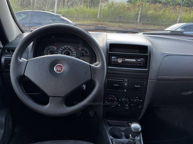 FIAT - SIENA - 2011/2012 - Cinza - R$ 35.990,00