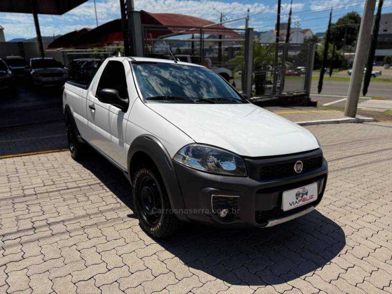 FIAT - STRADA - 2015/2016 - Branca - R$ 54.990,00