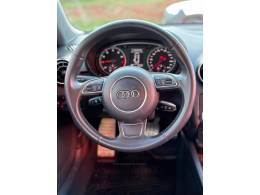 AUDI - A1 - 2015/2016 - Branca - R$ 84.990,00