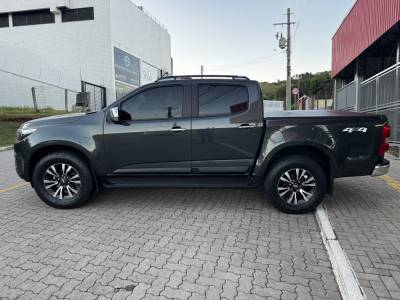 CHEVROLET - S10 - 2016/2017 - Cinza - R$ 149.990,00