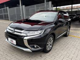 MITSUBISHI - OUTLANDER - 2015/2016 - Preta - R$ 119.990,00