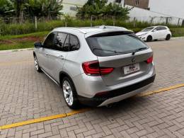 BMW - X1 - 2010/2011 - Prata - R$ 74.990,00