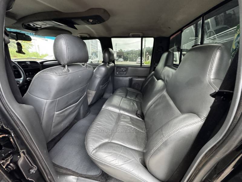 CHEVROLET - S10 - 2009/2010 - Preta - R$ 77.990,00