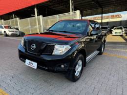 NISSAN - FRONTIER - 2015/2016 - Preta - R$ 109.990,00