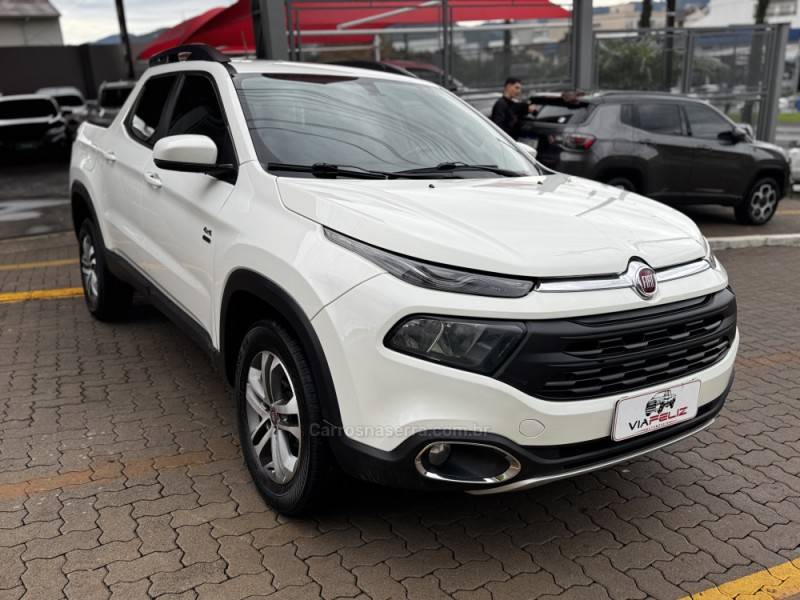 FIAT - TORO - 2018/2019 - Branca - R$ 108.990,00
