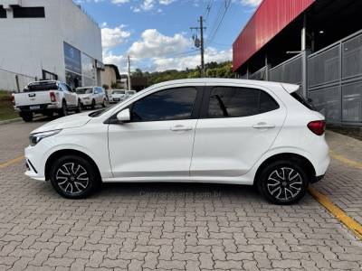 FIAT - ARGO - 2020/2021 - Branca - R$ 61.990,00