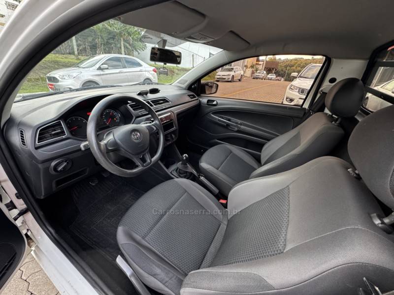 VOLKSWAGEN - SAVEIRO - 2021/2022 - Branca - R$ 64.990,00