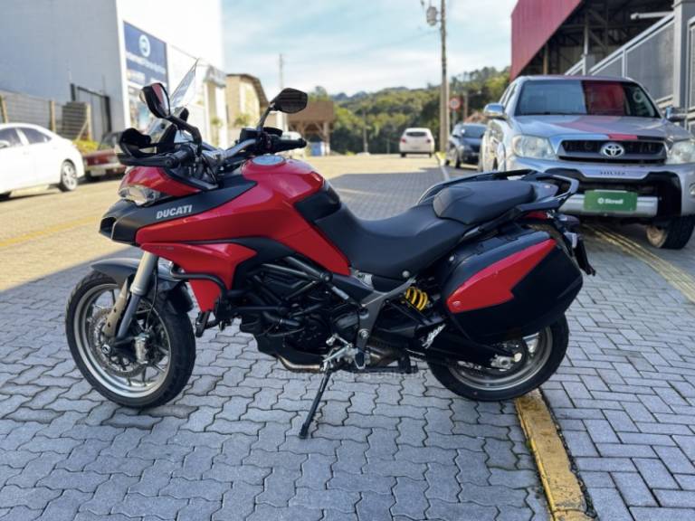 DUCATI - MULTISTRADA 950S - 2018/2018 - Vermelha - R$ 55.990,00