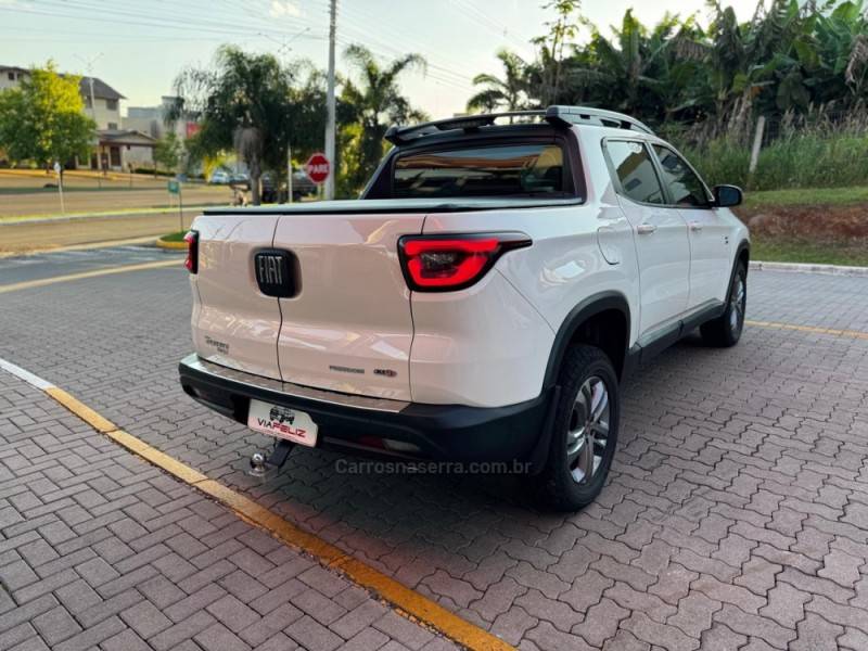 FIAT - TORO - 2020/2021 - Branca - R$ 121.990,00