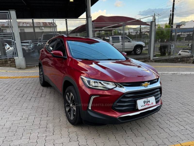 CHEVROLET - TRACKER - 2022/2022 - Vermelha - R$ 121.990,00