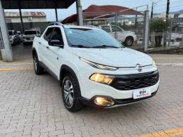 FIAT - TORO - 2017/2018 - Branca - R$ 114.990,00